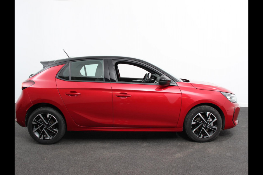Opel Corsa 1.2 Turbo Hybrid 100pk GS Automaat DEMO ! Navigatie Apple Carplay/Android Auto Camera Parkeersensoren Cruise Control Dodehoek assistent Airco Lichtmetalen velgen Virtual Cockpit