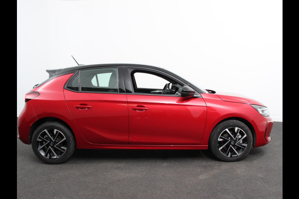 Opel Corsa 1.2 Turbo Hybrid 100pk GS Automaat DEMO ! Navigatie Apple Carplay/Android Auto Camera Parkeersensoren Cruise Control Dodehoek assistent Airco Lichtmetalen velgen Virtual Cockpit