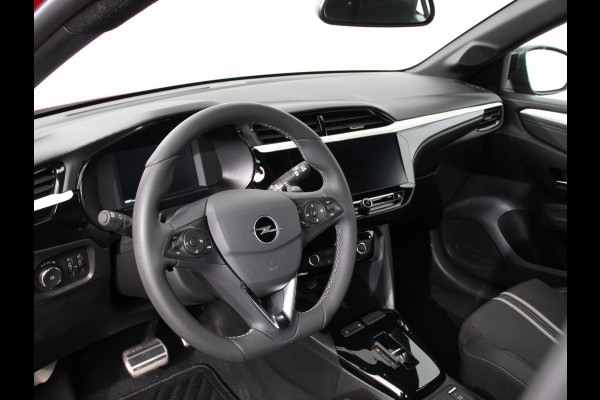 Opel Corsa 1.2 Turbo Hybrid 100pk GS Automaat DEMO ! Navigatie Apple Carplay/Android Auto Camera Parkeersensoren Cruise Control Dodehoek assistent Airco Lichtmetalen velgen Virtual Cockpit