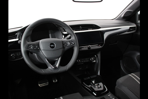Opel Corsa 1.2 Turbo Hybrid 100pk GS Automaat DEMO ! Navigatie Apple Carplay/Android Auto Camera Parkeersensoren Cruise Control Dodehoek assistent Airco Lichtmetalen velgen Virtual Cockpit