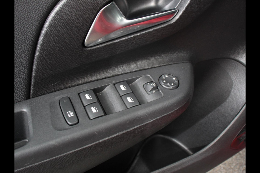 Opel Corsa 1.2 Turbo Hybrid 100pk GS Automaat DEMO ! Navigatie Apple Carplay/Android Auto Camera Parkeersensoren Cruise Control Dodehoek assistent Airco Lichtmetalen velgen Virtual Cockpit