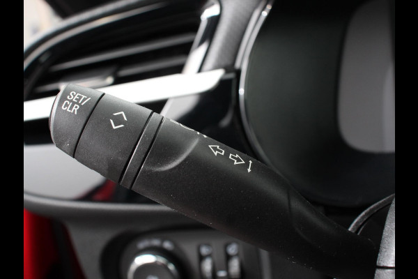 Opel Corsa 1.2 Turbo Hybrid 100pk GS Automaat DEMO ! Navigatie Apple Carplay/Android Auto Camera Parkeersensoren Cruise Control Dodehoek assistent Airco Lichtmetalen velgen Virtual Cockpit
