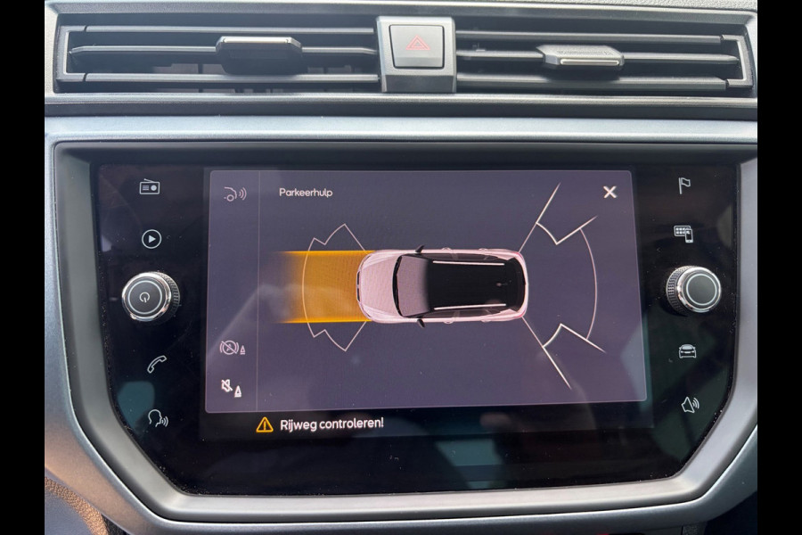 Seat Arona 1.0 TSI Style Business Intense / carplay / camera