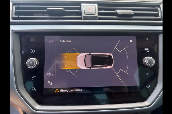 Seat Arona 1.0 TSI Style Business Intense / carplay / camera