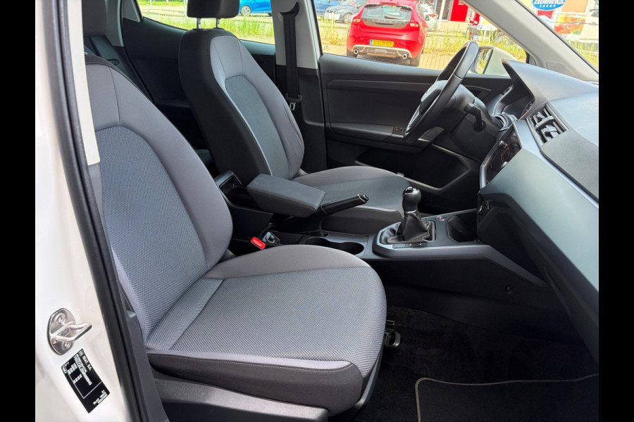 Seat Arona 1.0 TSI Style Business Intense / carplay / camera
