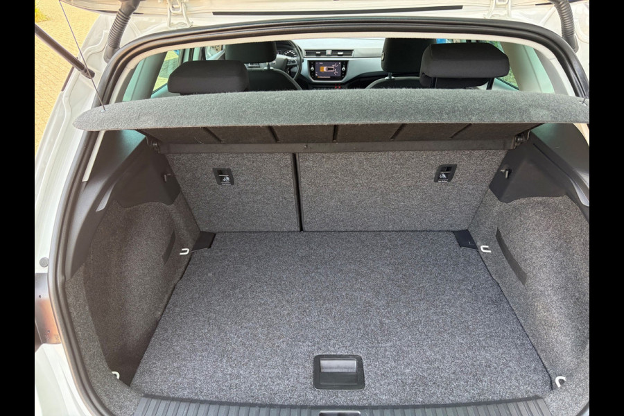 Seat Arona 1.0 TSI Style Business Intense / carplay / camera