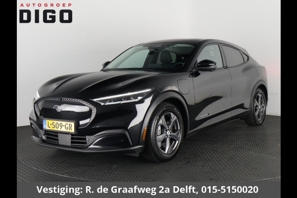 Ford Mustang Mach-E Extended RWD 98 kWh SOH 94% | Navigatie | Trekhaak | Stuur-& Stoelverwarming | Leder | Camera |