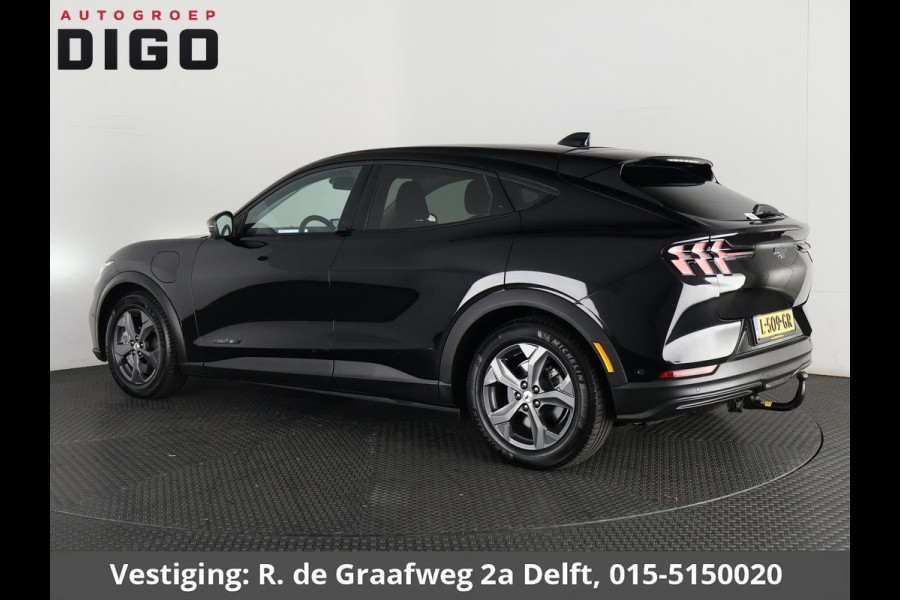 Ford Mustang Mach-E Extended RWD 98 kWh SOH 94% | Navigatie | Trekhaak | Stuur-& Stoelverwarming | Leder | Camera |