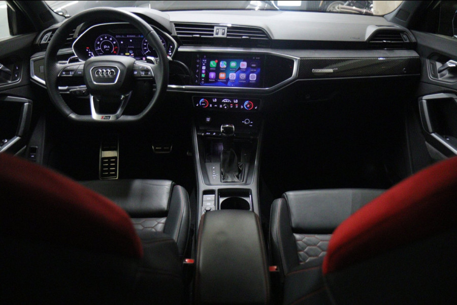Audi RS Q3 Sportback TFSI Pano/360Cam/Carplay/RSStoelen/Blindspot/BOMVOL