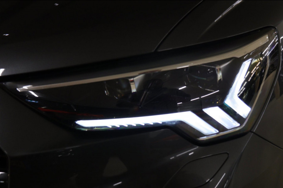 Audi RS Q3 Sportback TFSI Pano/360Cam/Carplay/RSStoelen/Blindspot/BOMVOL