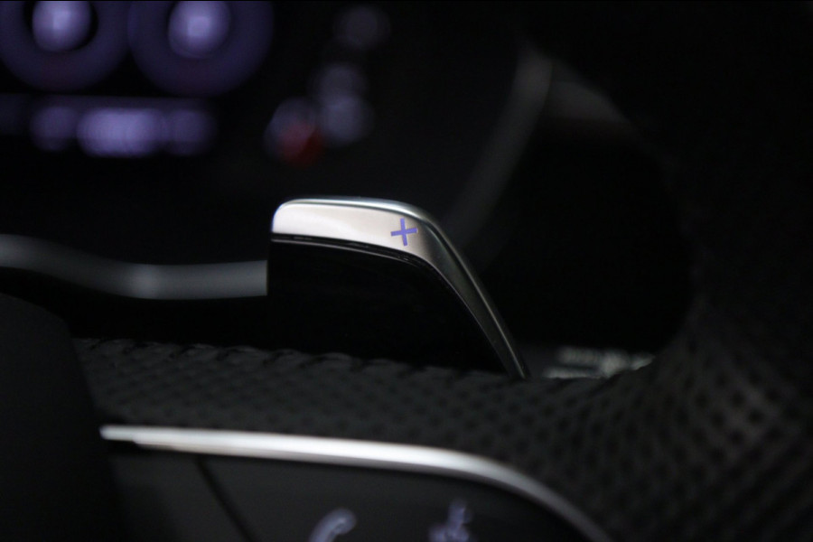 Audi RS Q3 Sportback TFSI Pano/360Cam/Carplay/RSStoelen/Blindspot/BOMVOL