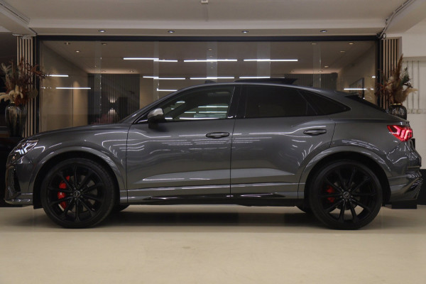 Audi RS Q3 Sportback TFSI Pano/360Cam/Carplay/RSStoelen/Blindspot/BOMVOL