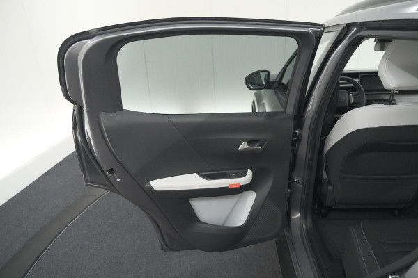 Citroën Ë-C3 Aircross Plus 113pk Extended Range 54 kWh | 11 KW Lader | Camera | Apple CarPlay | Parkeersensoren