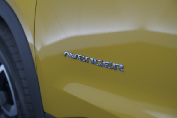 Jeep Avenger Turbo 100 Summit | Camera | Dodehoekdetectie | Adaptieve Cruise Control | Apple Carplay
