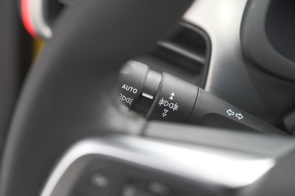 Jeep Avenger Turbo 100 Summit | Camera | Dodehoekdetectie | Adaptieve Cruise Control | Apple Carplay
