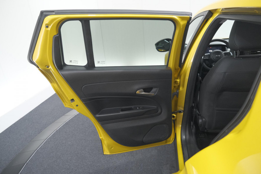 Jeep Avenger Turbo 100 Summit | Camera | Dodehoekdetectie | Adaptieve Cruise Control | Apple Carplay