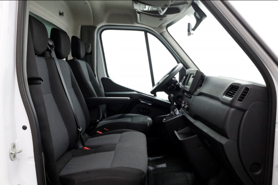 Renault Master T35 2.3 dCi 145pk Bakwagen met laadklep 960kg laadvermogen 04-2024