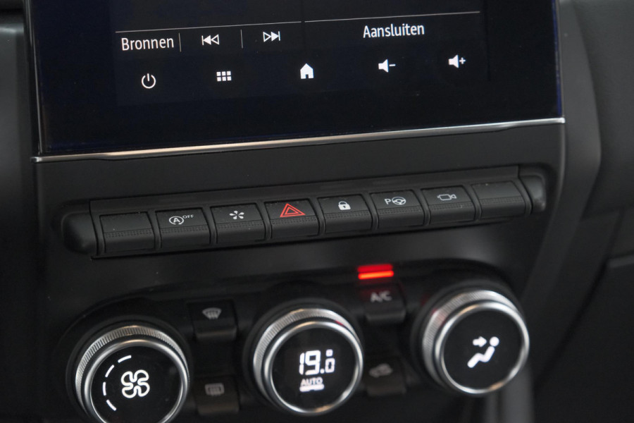 Renault Captur TCe 130 EDC Intens | Trekhaak | 360 Camera | Dodehoekdetectie | Groot Infotainmentscherm