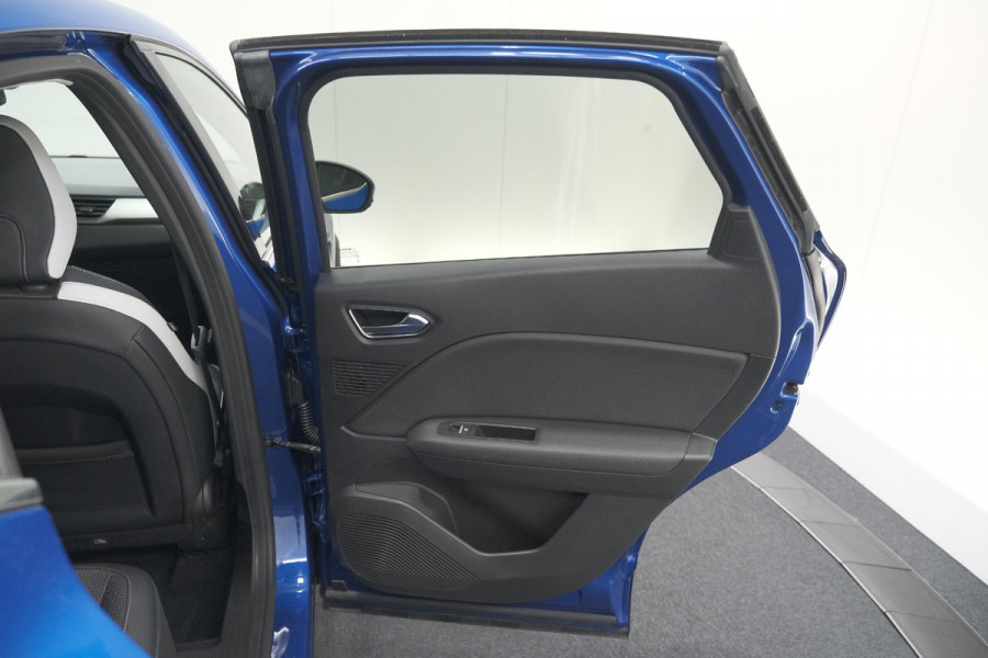 Renault Captur TCe 130 EDC Intens | Trekhaak | 360 Camera | Dodehoekdetectie | Groot Infotainmentscherm
