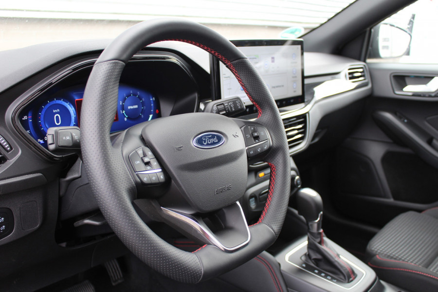 Ford FOCUS Wagon 1.0 EcoBoost Hybrid ST Line X | Trekhaak | BLIS | Winterpack | Adaptieve cruise