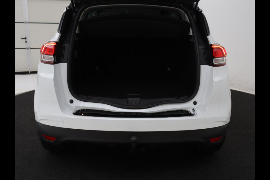 Renault Scénic 1.3 TCe Bose | Carplay | Camera | Trekhaak | Navigatie | LED | LM | Half Leer | Climate controle | Cruise control |  Massagestoel