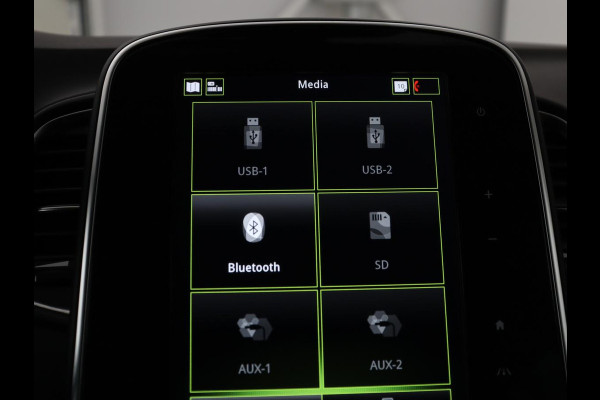 Renault Scénic 1.3 TCe Bose | Carplay | Camera | Trekhaak | Navigatie | LED | LM | Half Leer | Climate controle | Cruise control |  Massagestoel