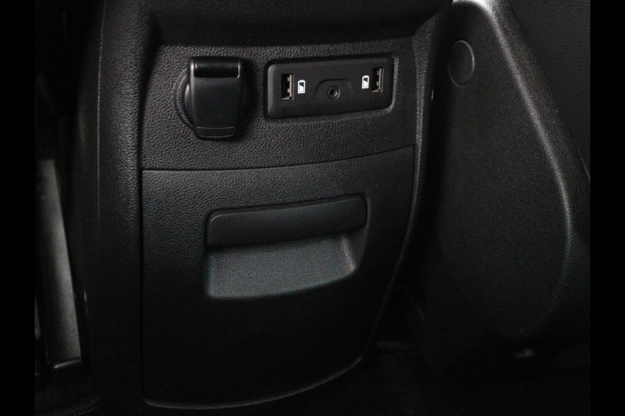 Renault Scénic 1.3 TCe Bose | Carplay | Camera | Trekhaak | Navigatie | LED | LM | Half Leer | Climate controle | Cruise control |  Massagestoel