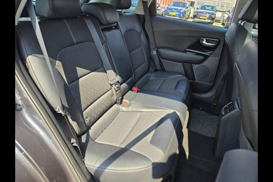 Kia Niro 1.6 GDi Hybrid DynamicLine NL-AUTO |TREKHAAK | NAVI |SCHUIFDAK