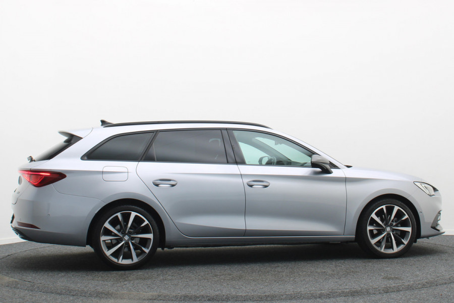 Seat Leon Sportstourer 1.0 eTSI FR Business Intense Eerste Eigenaar, Virtual Cockpit, ACC, Camera, Apple Carplay, LED, 18''
