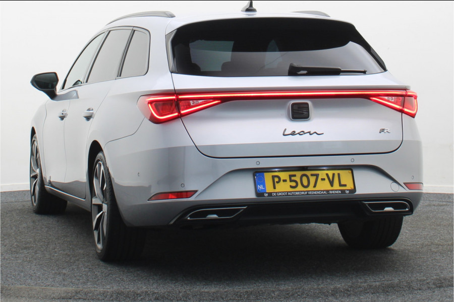 Seat Leon Sportstourer 1.0 eTSI FR Business Intense Eerste Eigenaar, Virtual Cockpit, ACC, Camera, Apple Carplay, LED, 18''