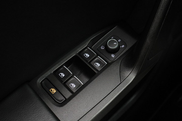 Seat Leon Sportstourer 1.0 eTSI FR Business Intense Eerste Eigenaar, Virtual Cockpit, ACC, Camera, Apple Carplay, LED, 18''