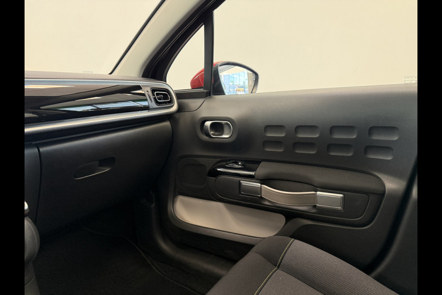 Citroën C3 1.2 PureTech S&S Shine Carplay PDC Climate control 24 Maanden garantie* (Vraag naar de voorwaarden)
