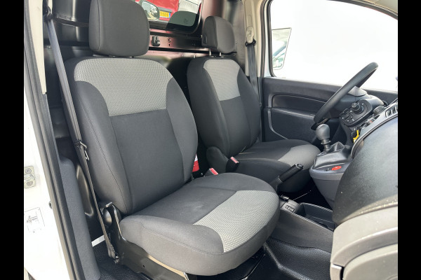 Renault Kangoo 1.5 dCi E6 / L1H1 / 1e EIGENAAR / TREKHAAK / NAVI / CRUISE / AIRCO / ACHTERDEUREN MET RUIT