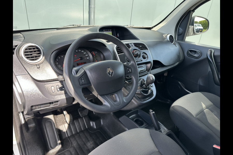 Renault Kangoo 1.5 dCi E6 / L1H1 / 1e EIGENAAR / TREKHAAK / NAVI / CRUISE / AIRCO / ACHTERDEUREN MET RUIT