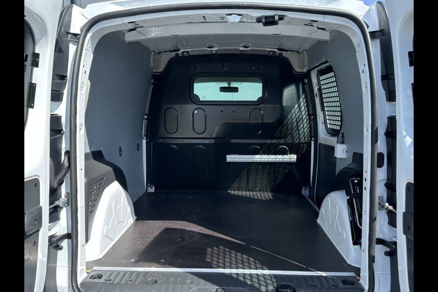 Renault Kangoo 1.5 dCi E6 / L1H1 / 1e EIGENAAR / TREKHAAK / NAVI / CRUISE / AIRCO / ACHTERDEUREN MET RUIT