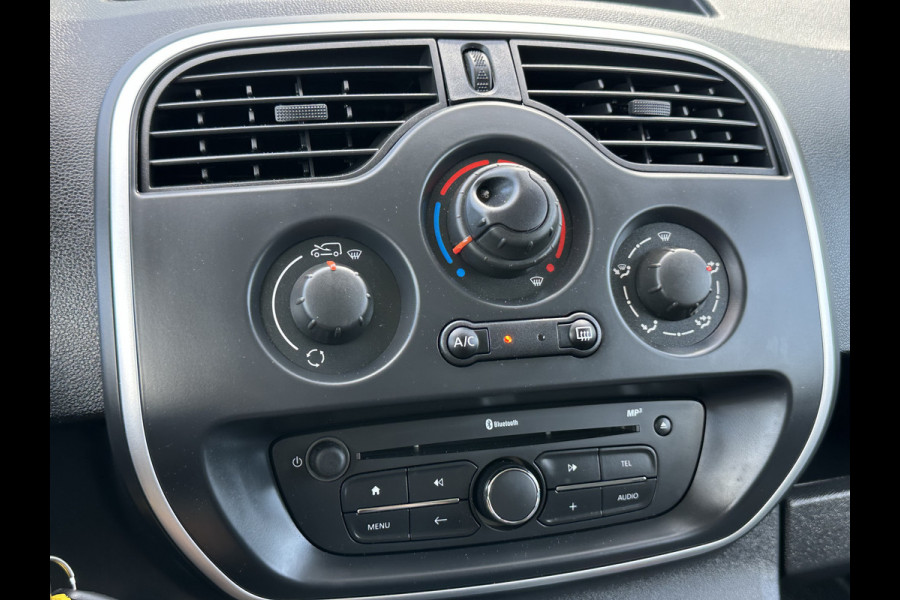 Renault Kangoo 1.5 dCi E6 / L1H1 / 1e EIGENAAR / TREKHAAK / NAVI / CRUISE / AIRCO / ACHTERDEUREN MET RUIT