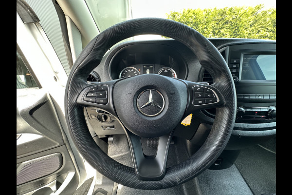 Mercedes-Benz eVito 66 kWh / FULL ELECTRIC / L2H1 / 43.007 KM / INRICHTING / 1e EIG. / CAMERA / 3-ZITS / CRUISE