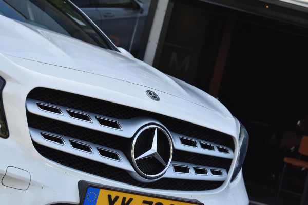 Mercedes-Benz GLA 180 Business Solution AMG Pano Stoelvw