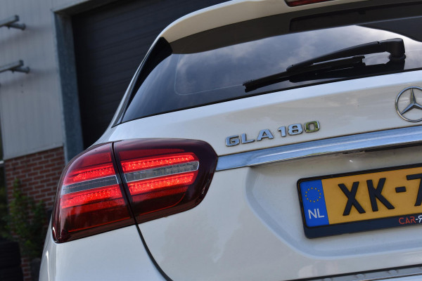 Mercedes-Benz GLA 180 Business Solution AMG Pano Stoelvw
