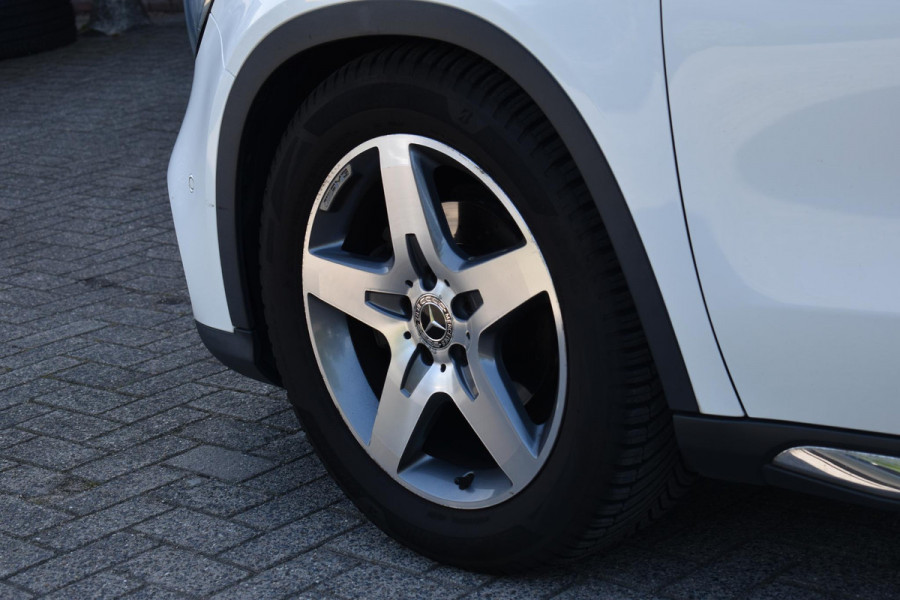 Mercedes-Benz GLA 180 Business Solution AMG Pano Stoelvw