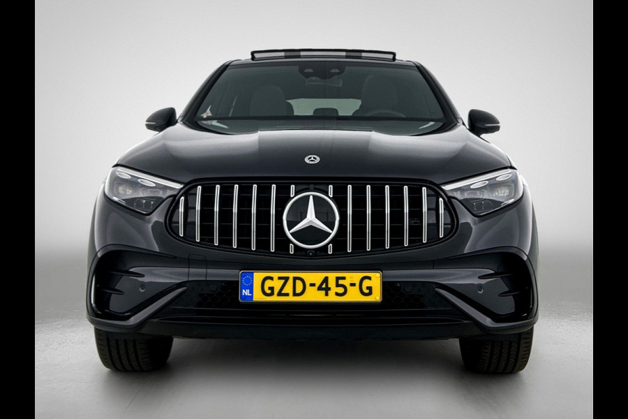 Mercedes-Benz GLC Coupé 300 e 4MATIC AMG Plug-In Hybride multispaaks lichtymetalen velgen | Navigatie | Treeplanken | Parking support met camera | Inclusief 24 maanden MB Certified garantie voor Europa.