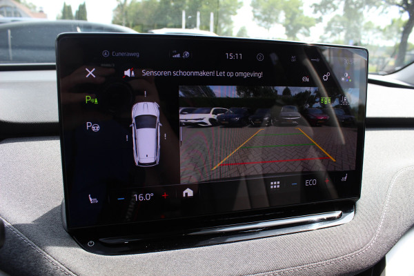 Škoda ENYAQ iV 80 Limited Edition / SOH 93,3% / Camera / Warmtepomp / CarPlay / Keyless / 19'' / Dodehoek / Stoel+Stuurverwarming / DAB / ACC