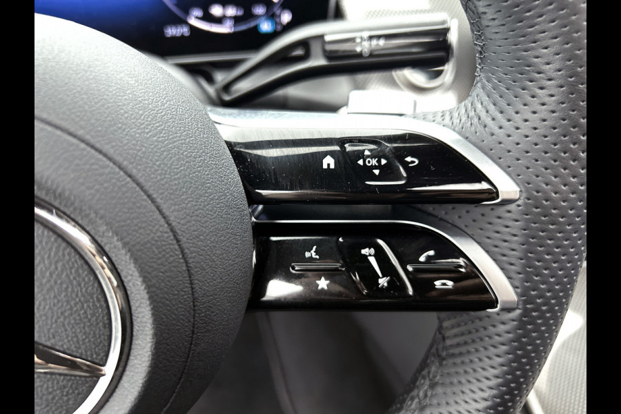 Mercedes-Benz GLC Coupé 300 e 4MATIC AMG Plug-In Hybride multispaaks lichtymetalen velgen | Navigatie | Treeplanken | Parking support met camera | Inclusief 24 maanden MB Certified garantie voor Europa.