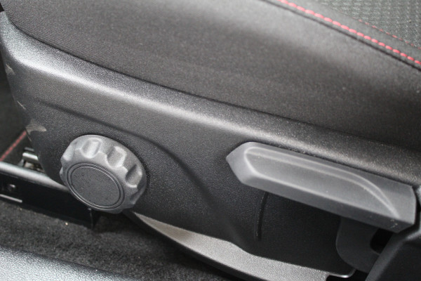 Ford FOCUS Wagon 1.0 EcoBoost Hybrid ST Line X | Trekhaak | BLIS | Winterpack | Adaptieve cruise