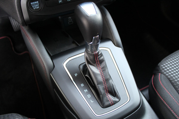 Ford FOCUS Wagon 1.0 EcoBoost Hybrid ST Line X | Trekhaak | BLIS | Winterpack | Adaptieve cruise