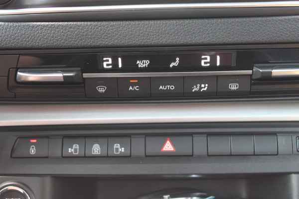 Opel Zafira-e Life L3H1 Innovation 75 kWh SOh 94,8% 7-PERS LEER PANO TREKHAAK 85000KM!!!