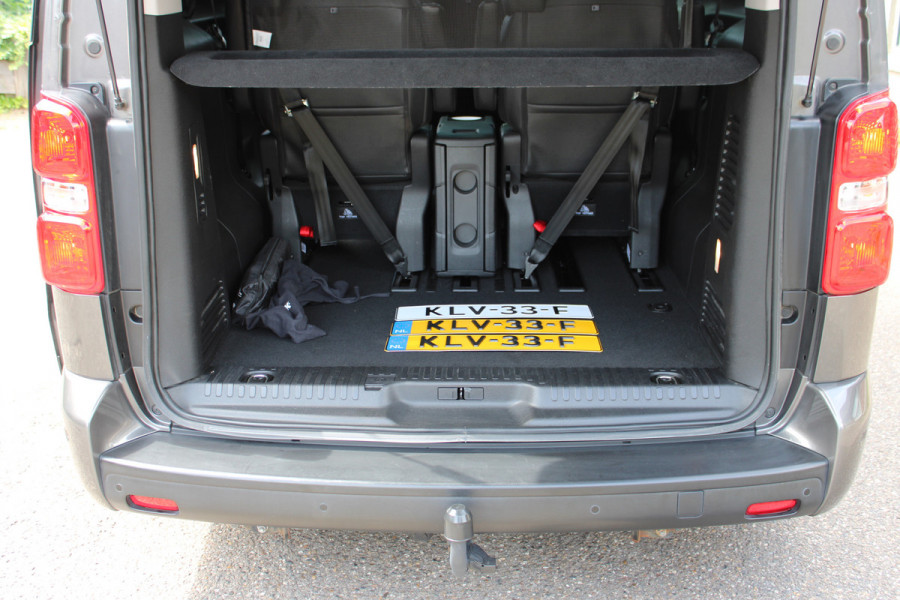 Opel Zafira-e Life L3H1 Innovation 75 kWh SOh 94,8% 7-PERS LEER PANO TREKHAAK 85000KM!!!