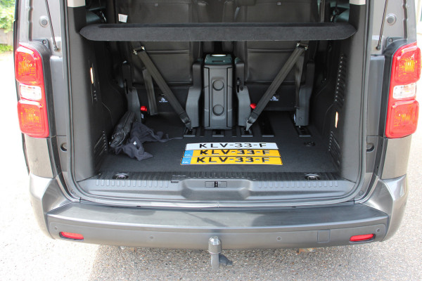 Opel Zafira-e Life L3H1 Innovation 75 kWh SOh 94,8% 7-PERS LEER PANO TREKHAAK 85000KM!!!