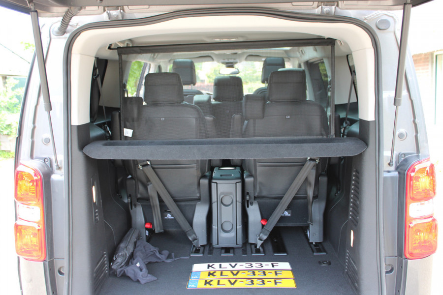 Opel Zafira-e Life L3H1 Innovation 75 kWh SOh 94,8% 7-PERS LEER PANO TREKHAAK 85000KM!!!