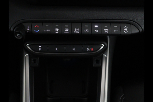 Jeep Avenger Avenger 54 kWh | SOH 97,6% | 3 Fase | Carplay | Adaptive cruise | Camera | Half leer | LM | LED | Climate control | Parkeersensoren